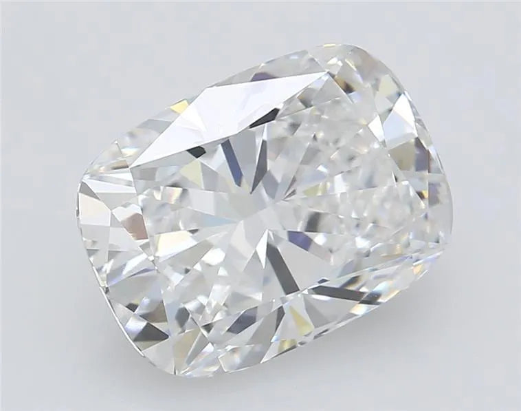 3.23ct Cushion modified Lab Grown Diamond (Colour E, Clarity VVS2, GIA)