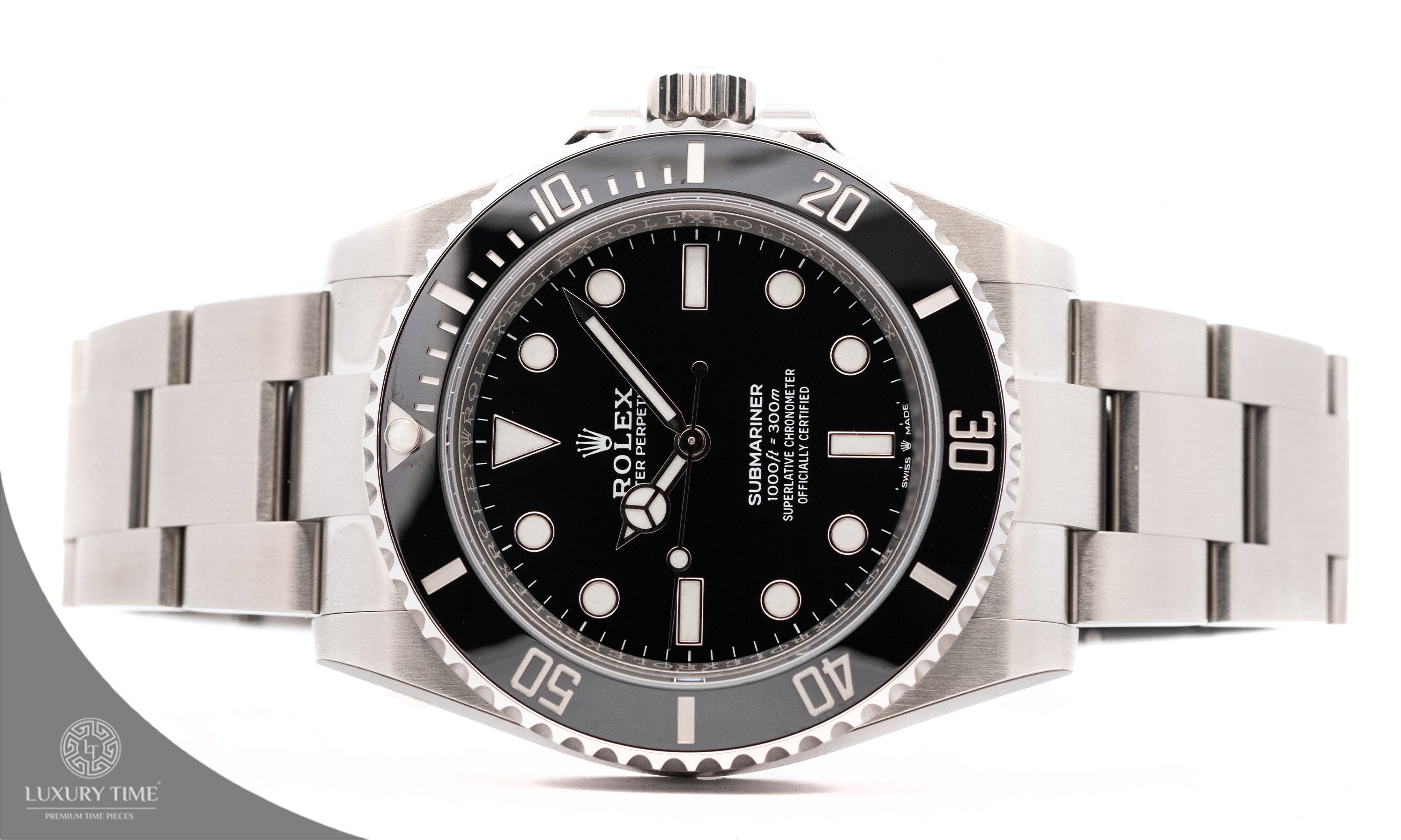 Rolex Oyster Perpetual Submariner 41mm Mens Watch