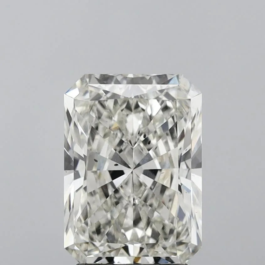 3.02ct Radiant Lab Grown Diamond (Colour H, Clarity SI1, IGI)