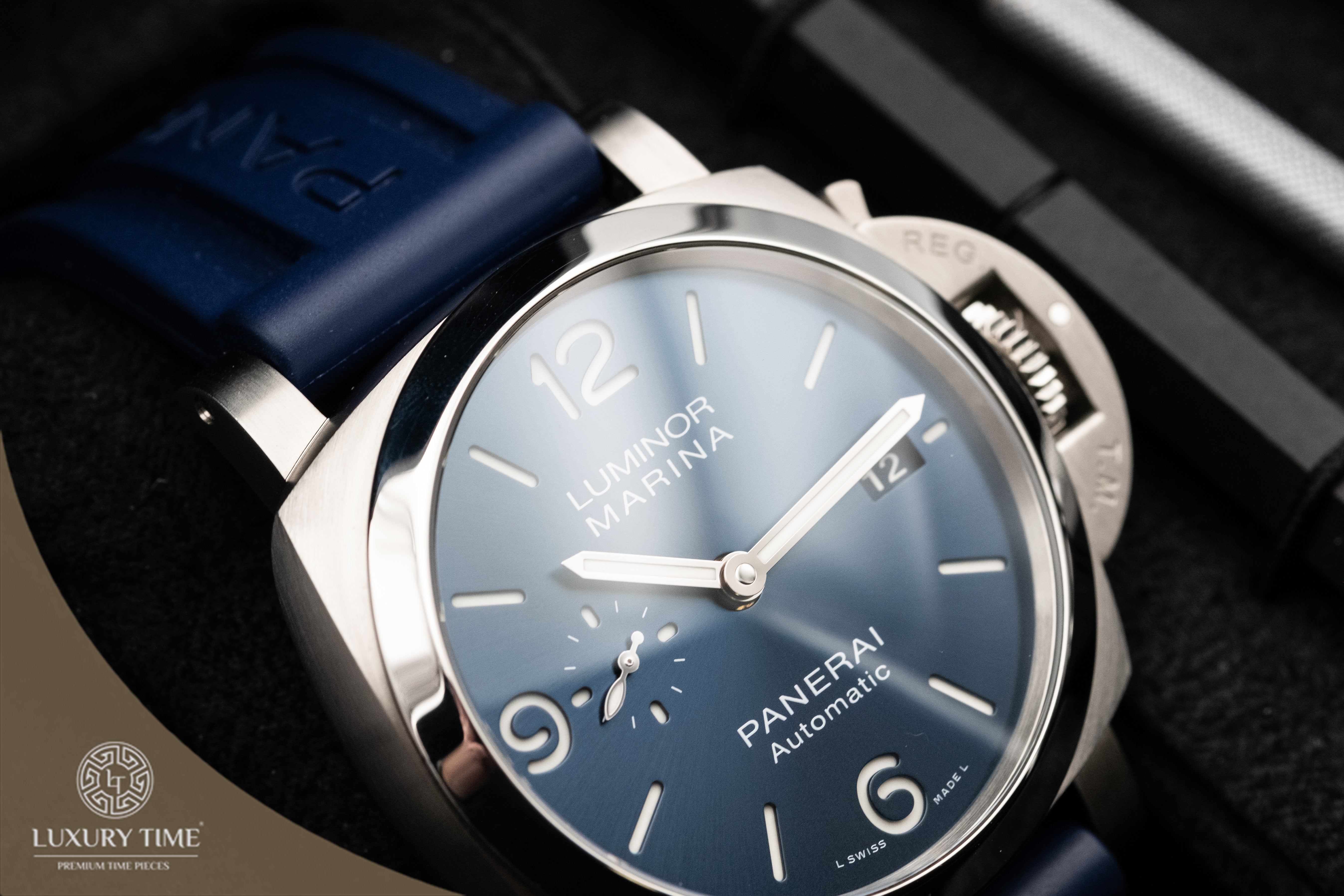 Panerai Luminor Marina 44mm Men's Watch